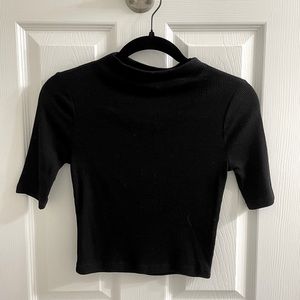 5/$25 F21 BLACK RIBBED Fitted Mock Neck Crop Top